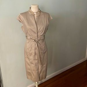 Short sleeve, button down Beige dress. Belt included
